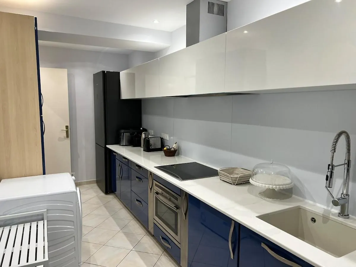 Cannes Blue Riviera Luxe Apartment